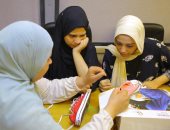 أول أتوبيس متنقل لـ«صناع الخير» يجوب القرى لتمكين السيدات وإحياء الحرف التراثية وتحويلها إلى قوة إنتاجية.. محافظ الغربية: المرأة شريك أصيل فى التنمية.. ويؤكد: نستهدف توفير فرص عمل والحفاظ على الهوية.. صور