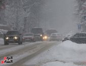 «زاكوباني» تتحول إلى لوحة بيضاء.. تساقط كثيف للثلوج يغطى المدينة البولندية