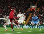 ليفربول يتعثر أمام ليدز ويخسر فرصة الانفراد بصدارة الدوري