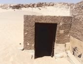 دير البرشا بالمنيا.. يضم مقبرة جحوتى حوتب حاكم الأرنبة فى عهد أممنحات الثانى..صور