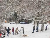 بهجة ومتعة.. الثلوج على العاصمة الألمانية برلين ساحرة