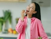 بتعمل دايت بقالك فترة طويلة ومش بتخس جرام.. اعرف السبب