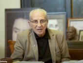 على بدرخان يكشف رد فعل أحمد زكى بعد استبعاده من فيلم الكرنك.. جابوا له الإسعاف