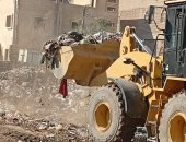 رفع 100 طن قمامة ومخلفات صلبة وأتربة بـ7 قرى فى مركز سوهاج