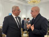 عاصم الجزار وأحمد سعد.. حديث ودى ورسائل هادئة فى كواليس استقبال النواب