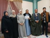 نيرمين طه تحصد المركز الأول فى مسابقة الأزهر الشريف لحفظ القرآن الكريم.. حفظت كتاب الله في الصف الخامس الابتدائي وفازت برحلتي عمرة.. ووالدتها: رفضنا توصيل الانترنت للمنزل لعدم انشغال الأبناء عن القرآن والتعليم