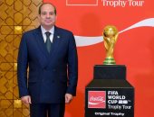 الرئيس السيسى يفتح باب الحلم المصرى لاستضافة المونديال.. ويستقبل وفد فيفا بقصر الاتحادية ضمن المحطة الثانية للجولة الترويجية لكأس العالم.. ويؤكد: نتطلع لاستضافة مصر لكأس العالم مستقبلاً