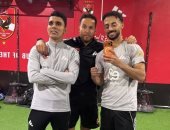 أحمد عبد القادر ينشر صورته من مران الأهلي برفقة بن شرقي.. صورة