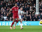 فولهام يفاجئ ليفربول بهدف التقدم عن طريق ويلسون فى الدقيقة 17.. فيديو