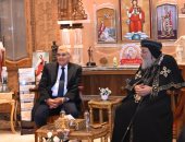 رئيس مجلس الشيوخ يزور الكاتدرائية المرقسية لتقديم التهنئة بعيد الميلاد المجيد