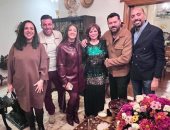 شكرا عيلتى الجميلة.. إلهام شاهين تحتفل بعيد ميلادها وسط حضور نجوم الفن