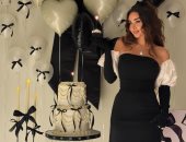 هنا الزاهد تحتفل بعيد ميلادها بجلسة تصوير جذابة بجوار التورتة