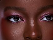 إزاى تختارى المكياج المناسب للون بشرتك فى الشتاء؟ دليل شامل