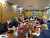 «الصناعات النسيجية» تناقش ملفات التدريب والتصدير والتحول الرقمي