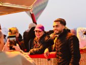 رانيا يوسف تستمتع برحلة بالون طائر فى سماء الأقصر.. صور