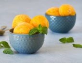 طريقة عمل آيس كريم المانجو فى البيت بدون ماكينة ولا كريمة