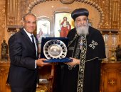 وزير الخارجية يهنئ قداسة البابا تواضروس الثانى بمناسبة عيد الميلاد المجيد