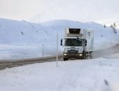 الثلوج تعطل الدراسة وحركة السفر فى أجزاء من بريطانيا وإيرلندا.. صور