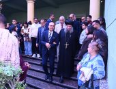 رئيس جامعة أسيوط يهنئ مطران أسيوط بعيد الميلاد المجيد