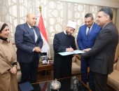 وتتوالى نفحات دولة التلاوة.. إهداء مليون جنيه من رجل الأعمال إسلام نصر الله