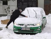 الثلوج تغطى الشوارع والميادين.. عاصفة ثلجية تضرب كرواتيا