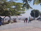 احتفالات أهالى المنيا بعيد الميلاد على كورنيش النيل.. فيديو