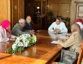 محافظ السويس يعقد اجتماعا لبحث مشاكل المزارعين بالأراضى المستصلحة بالشلوفة 