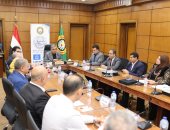 محافظ الدقهلية يكرم فريق عمل ملف انضمام المنصورة لعضوية شبكة اليونسكو