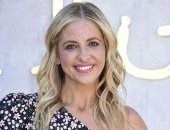 سارة ميشيل غيلار تكشف سبب ابتعادها عن التمثيل: وفاة روبن ويليامز غيّرت مساري