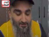 طلبها فى 2010 ووصلته في 2026.. تاجر يستلم شحنة موبايلات بعد 16 عامًا (فيديو)