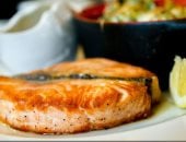 التوصيات الغذائية الأمريكية الجديدة توصى بتناول البروتين والحليب كامل الدسم