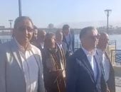 وزير الاستثمار والتجارة يتفقد كورنيش النيل بعد الافتتاح التجريبي له بقنا.. فيديو