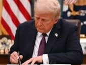 العالم هذا المساء.. ترامب يعلن حالة طوارئ وطنية لحماية عائدات نفط فنزويلا.. مقتل 7 من قوات الأمن الإيرانى واعتقال 200 من المخربين فى مشهد.. ومقتل 23 مدنيا و104 إصابات بسبب هجمات قسد على حلب السورية