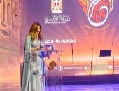 رانيا فريد شوقى تقدم حفل افتتاح مهرجان المسرح العربى