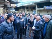 محافظ الإسكندرية فى جولة بوكالة الخضار: التروسيكل ده من غير نمر ليه