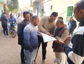 شركة مياه الأقصر توفر متابعات ميدانية لتنفيذ الوصلات المنزلية للصرف.. صور