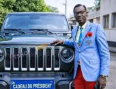 هدية فاخرة لـ لومومبا فيا أيقونة مدرجات كأس أمم أفريقيا 2025