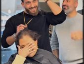 دموع الحزن أصبحت دموع الفرح.. مصفف الشعر اللبنانى يفاجئ مريضة الكانسر.. فيديو