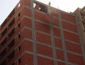 محافظ القليوبية يقود حملة مكبرة لإزالة برجين مخالفين بشبرا الخيمة