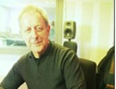 وفاة الشاعر والكاتب الفرنسى الرومانى زينو بيانو عن 75 عاما