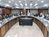 محافظ الجيزة يوجه بحسم شكاوى المواطنين خلال 48 ساعة فى اللقاء الأسبوعى