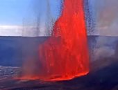 بركان كيلويا فى هاواى يقذف حمما بركانية بارتفاع 460 مترا.. فيديو