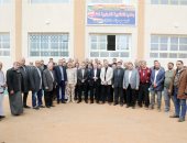 محافظ الشرقية يفتتح مدرسة بهنيا الثانوية وسوق اليوم الواحد بديرب نجم