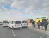 إعادة الحركة المرورية على طريق بنها شبرا الحر بعد تصادم سيارتين وإصابة 8 أشخاص