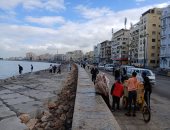 لا تخففوا الملابس.. طقس شديد البرودة فى الإسكندرية "فيديو"