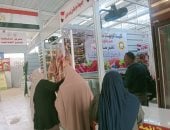 استمرار التشغيل التجريبى للمعرض الدائم للسلع الغذائية بحى غرب المنصورة