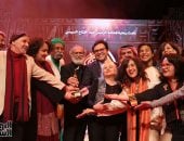 الهاربات تفوز بجائزة الشيخ سلطان القاسمى كأفضل عرض بمهرجان المسرح العربي.. صور 