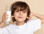 ترامب يعيد الحليب كامل الدسم للمدارس.. ما نوع وكمية الألبان الموصى بها للطفل