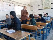 وكيل تعليم قنا يتابع امتحانات الشهادة الإعدادية