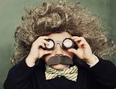 عقلهم يوزن بلد.. 6 عادات تميز الأذكياء ومن يطورون شخصيتهم باستمرار